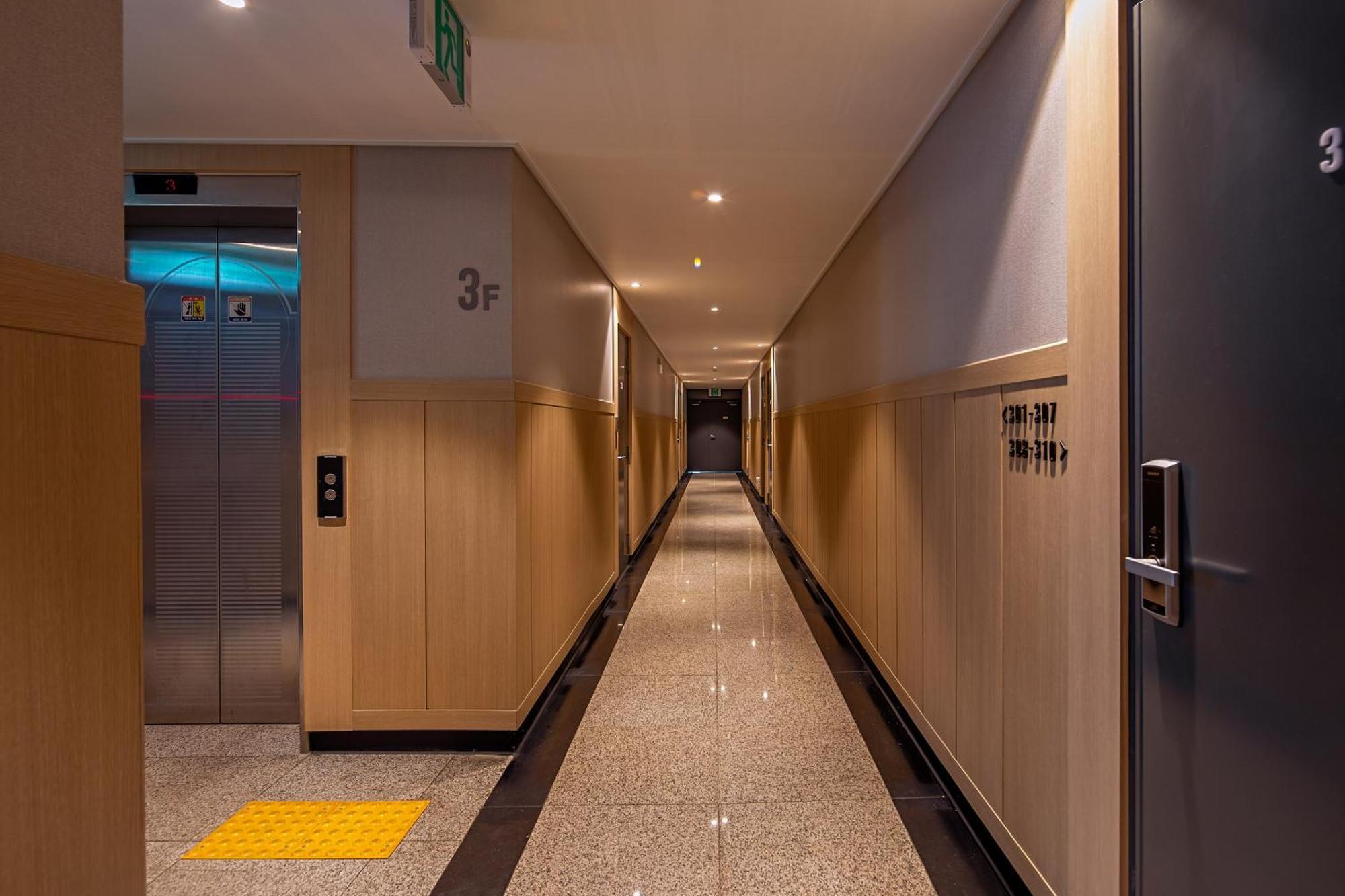 Cloud In Hotel Mokpo Peace Square ภายนอก รูปภาพ
